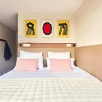 Numa Scheveningen Aparthotel 3*