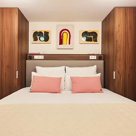 Lägenhetshotell Numa Scheveningen 4*